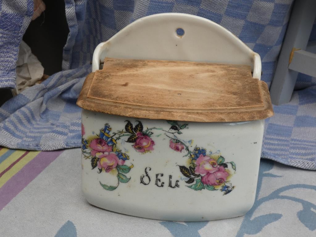oude zoutbak/ zoutpot SEL/ porseleinen schepje, Ophalen of Verzenden