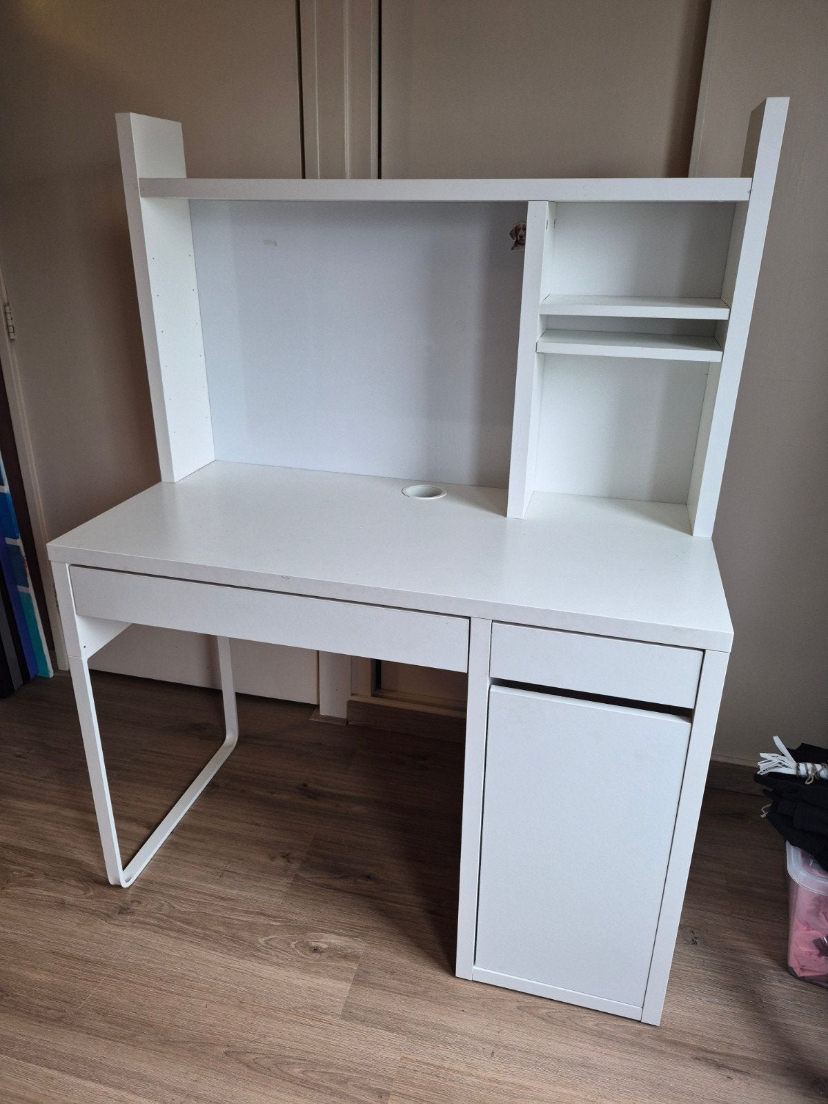 Wit bureau met opbergruimte en lades, Ophalen, Met lades, Gebruikt, Spaanplaat of MDF