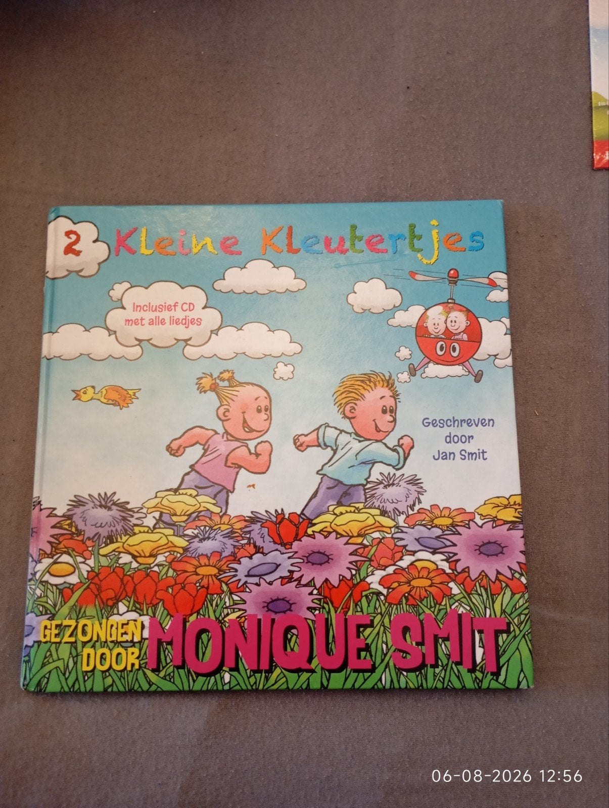 2 Kleine Kleutertjes  CD met kinderliedjes door Monique Sm, Ophalen, Gebruikt, 6 tot 9 jaar, Inclusief doosje