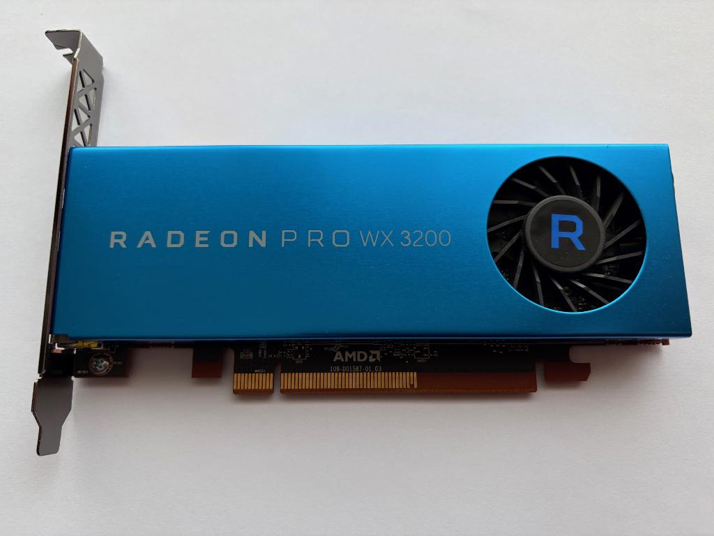 AMD Radeon Pro WX 3200, Computers en Software, Videokaarten, PCI-Express 3, Gebruikt, DisplayPort, Ophalen of Verzenden