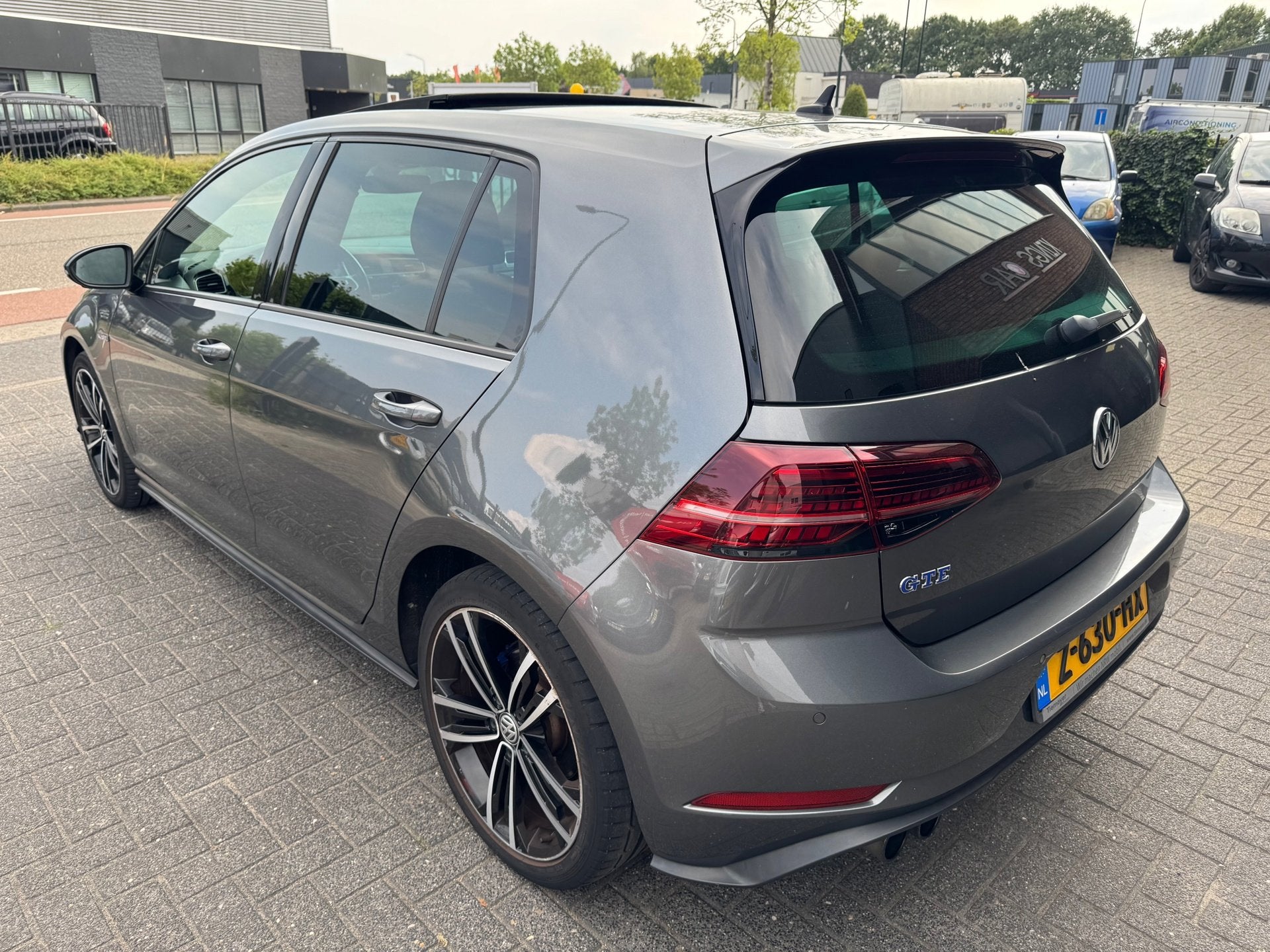 Volkswagen Golf 1.4 TSI PHEV GTE 7.5 FACELIFT PANO ACC CAMER, Auto's, Volkswagen, 8 kWh, Gebruikt, Euro 6, 4 cilinders