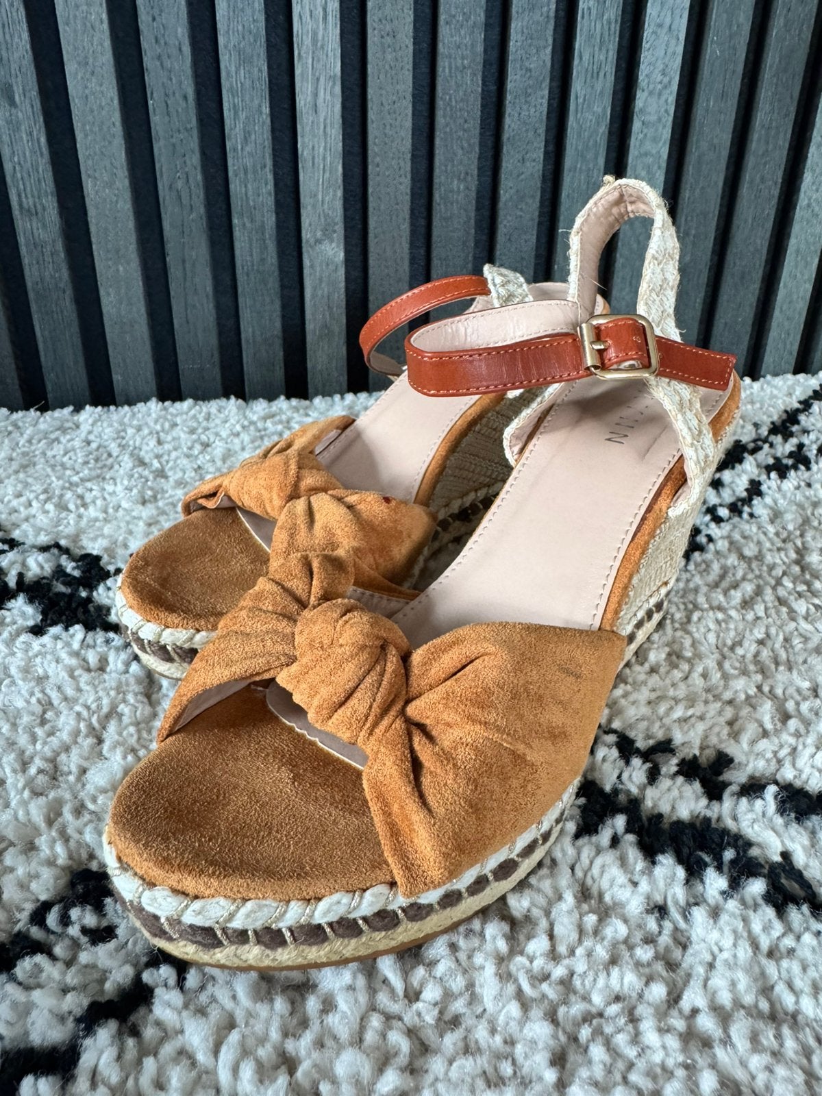 Dames schoen bruin, Ophalen, Zo goed als nieuw, Bruin, Sneakers of Gympen