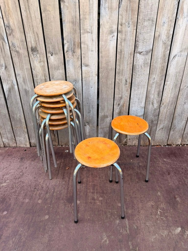 Geschuurde houten krukken met chroom (18 op voorraad), Ophalen of Verzenden, Gebruikt, Hout