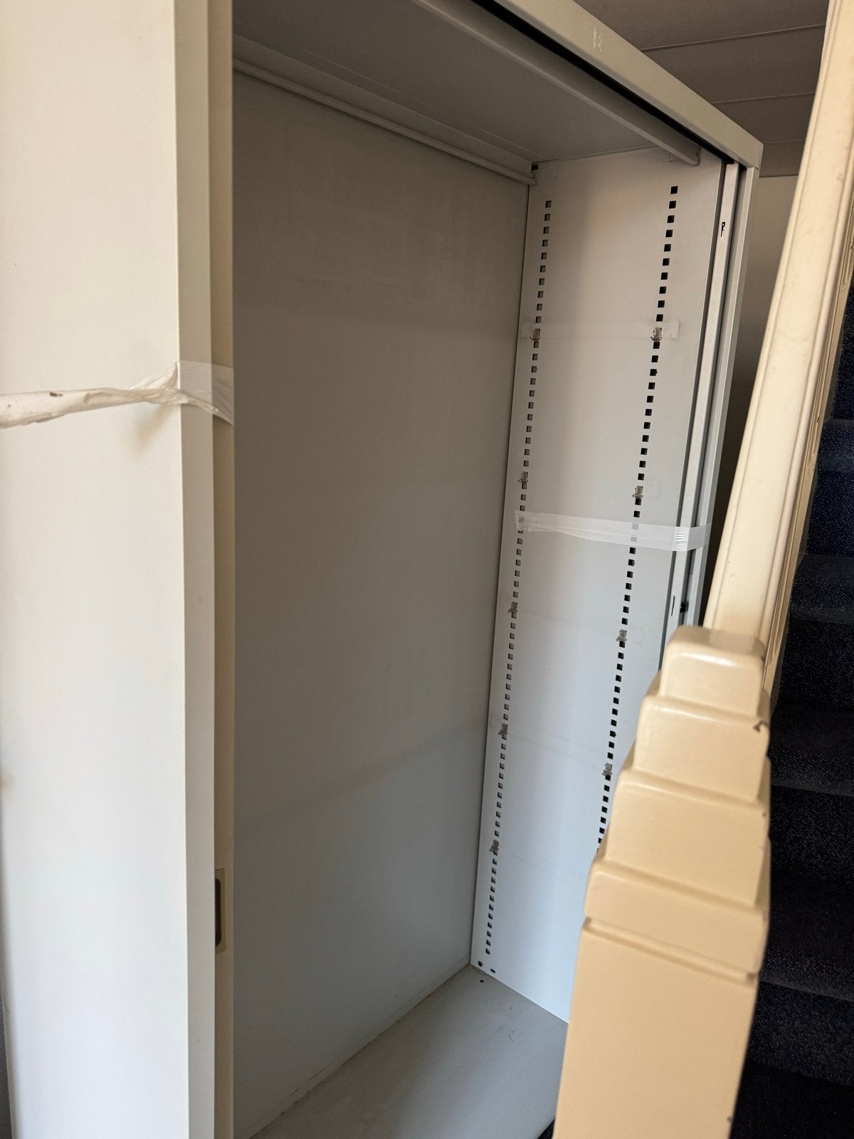 Dossierkast gratis af te halen - H200xB120xD45 cm, Tuin en Terras, Bergingen en Tuinkasten, Ophalen of Verzenden, Gebruikt