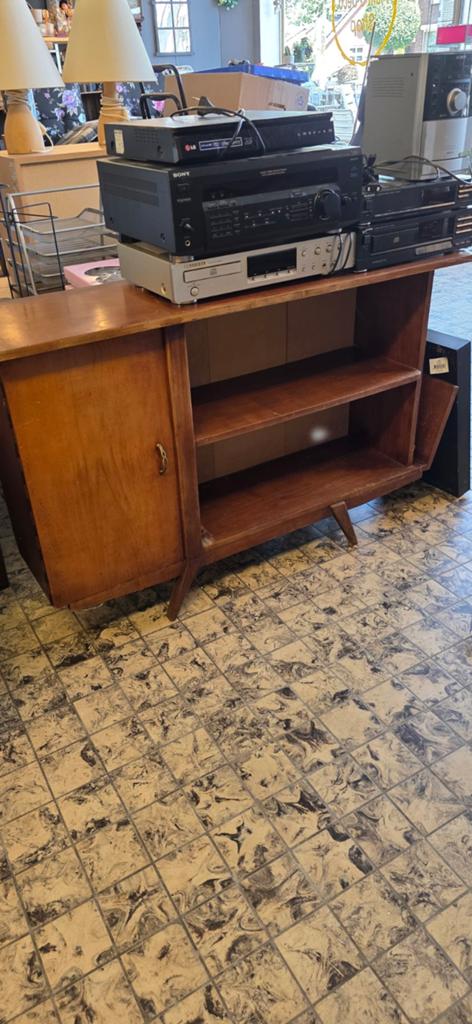 Vintage houten dressoir met opbergruimte, Ophalen