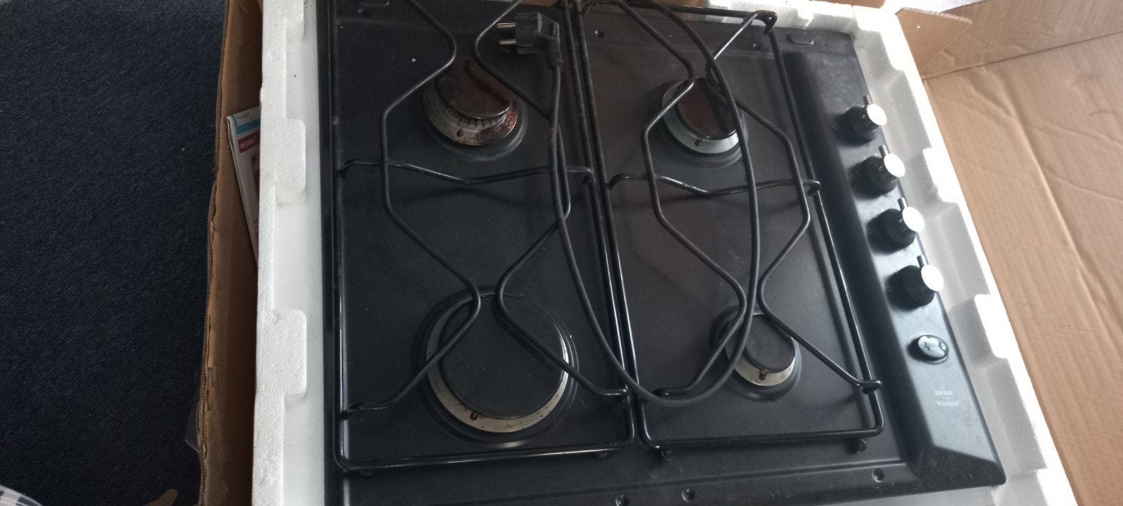 4 pits gastel, Ophalen, Vrijstaand, Gas, 4 kookzones
