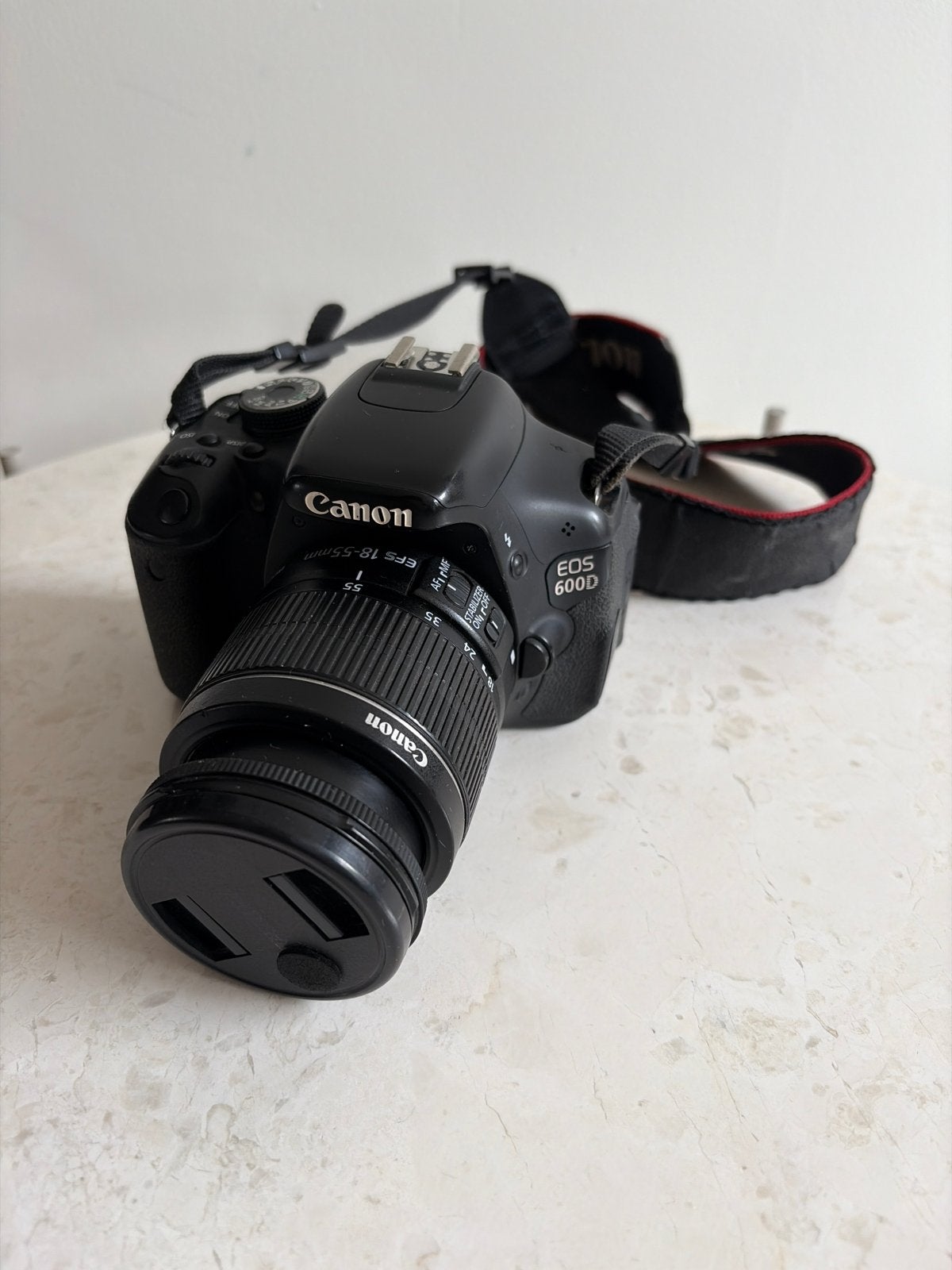 Canon 600D Spiegelreflexcamera met 18-55mm lens en accessoir, Audio, Tv en Foto, Fotocamera's Digitaal, Gebruikt, Spiegelreflex