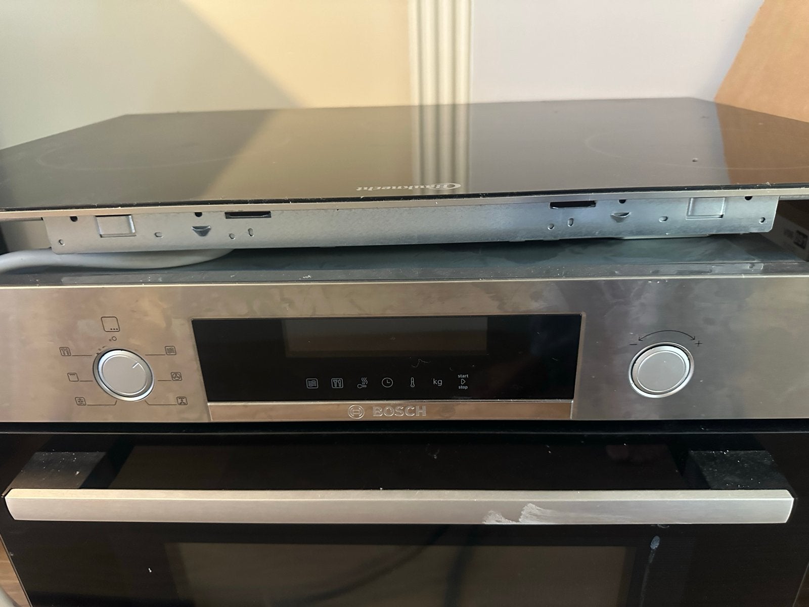 Bauknecht Inductiekookplaat en Bosch Oven (Inbouw), Ophalen, Gebruikt, Minder dan 85 cm, Hete lucht