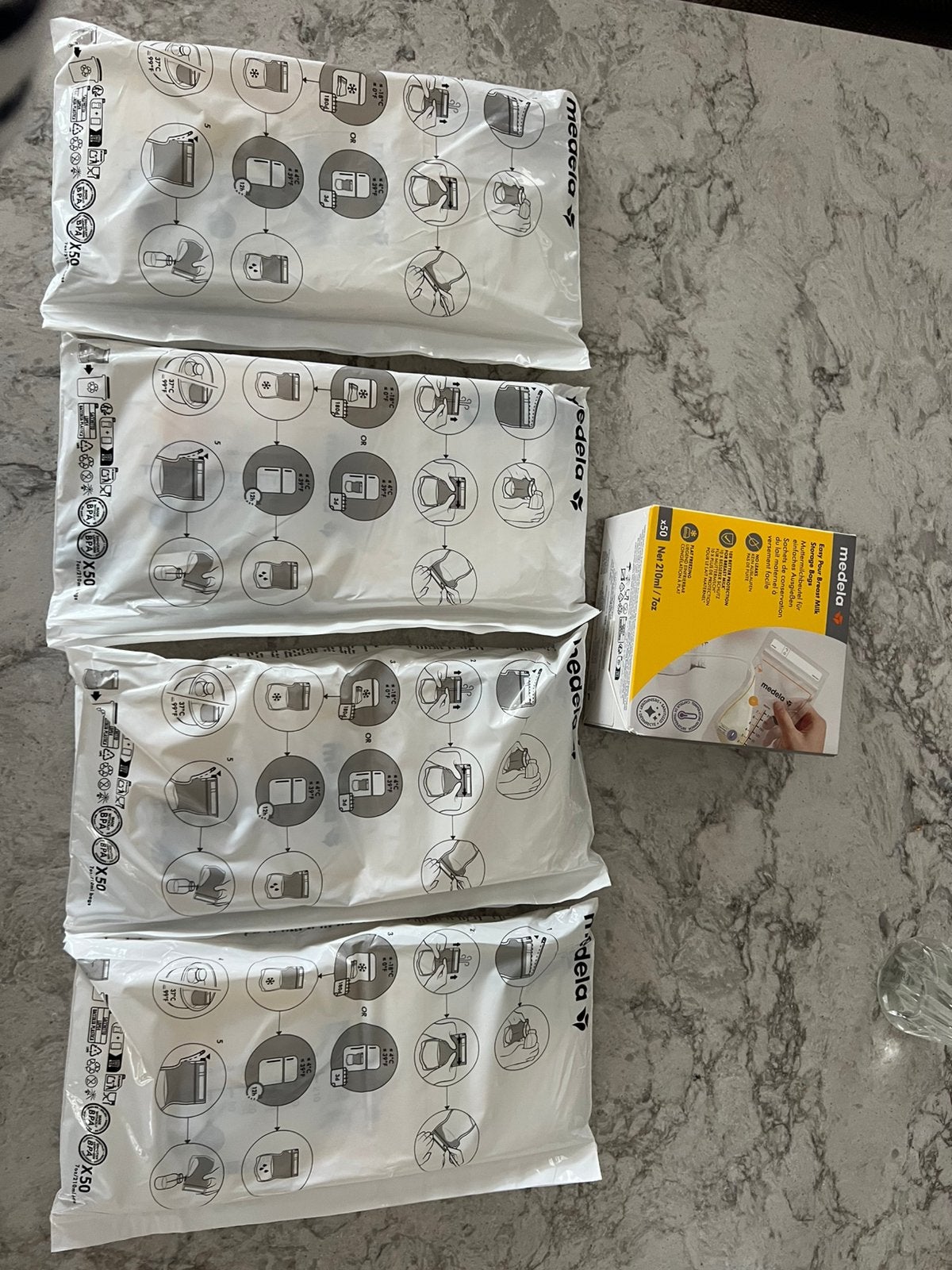 250 nieuwe Medela borstvoeding zakjes, Ophalen of Verzenden, Nieuw, Overige typen