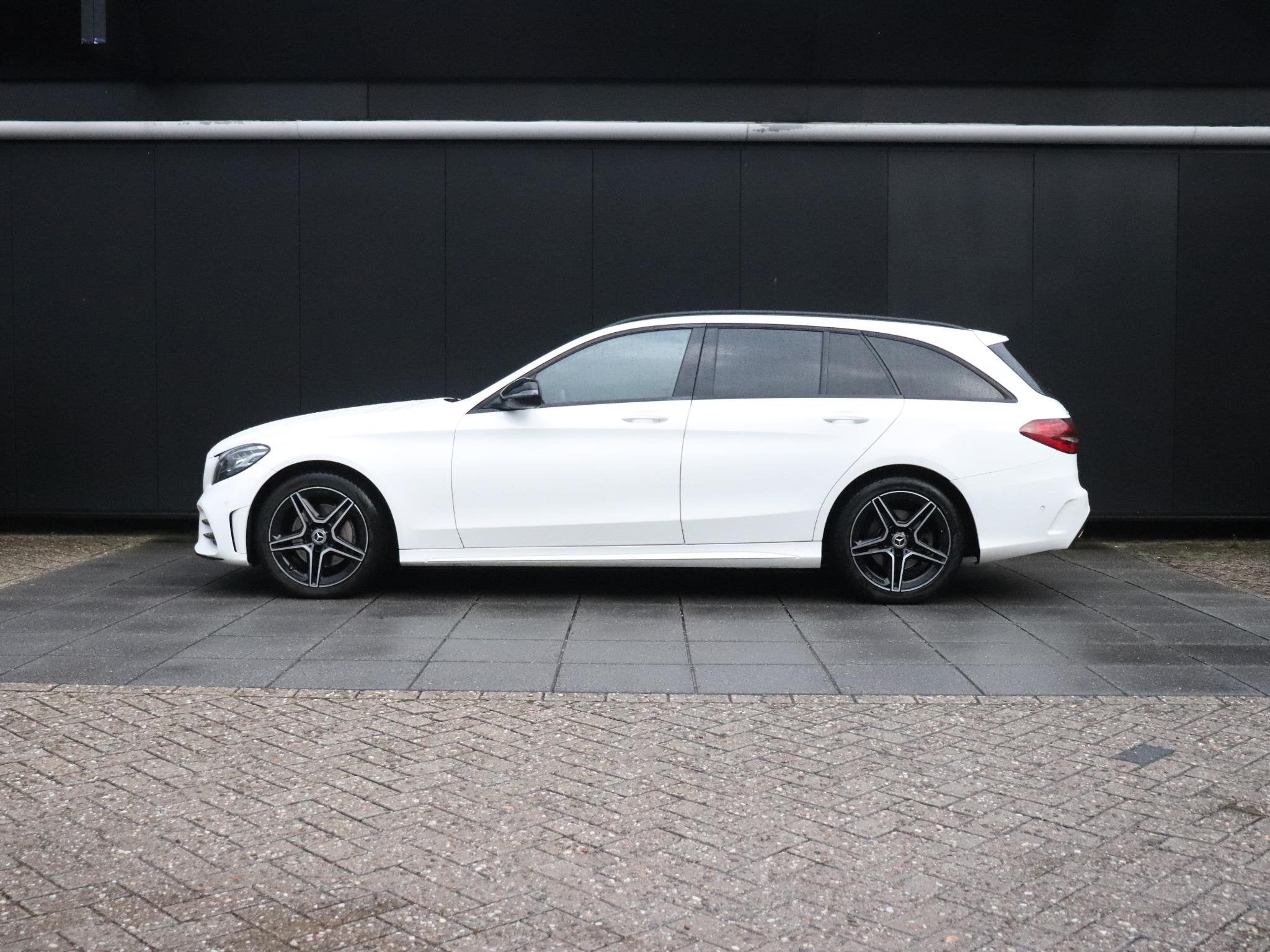 Mercedes-Benz C-klasse Estate 220 d 4MATIC AMG | LEDER | MEM, Auto's, Automaat, Stof, 4 cilinders, Wit