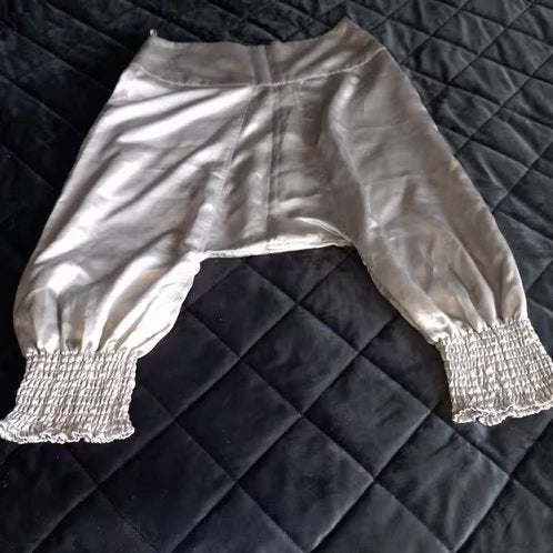 Zoulmate Baggy Broek, Kleding | Dames, Kort, Verzenden, Maat 42/44 (L), Nieuw