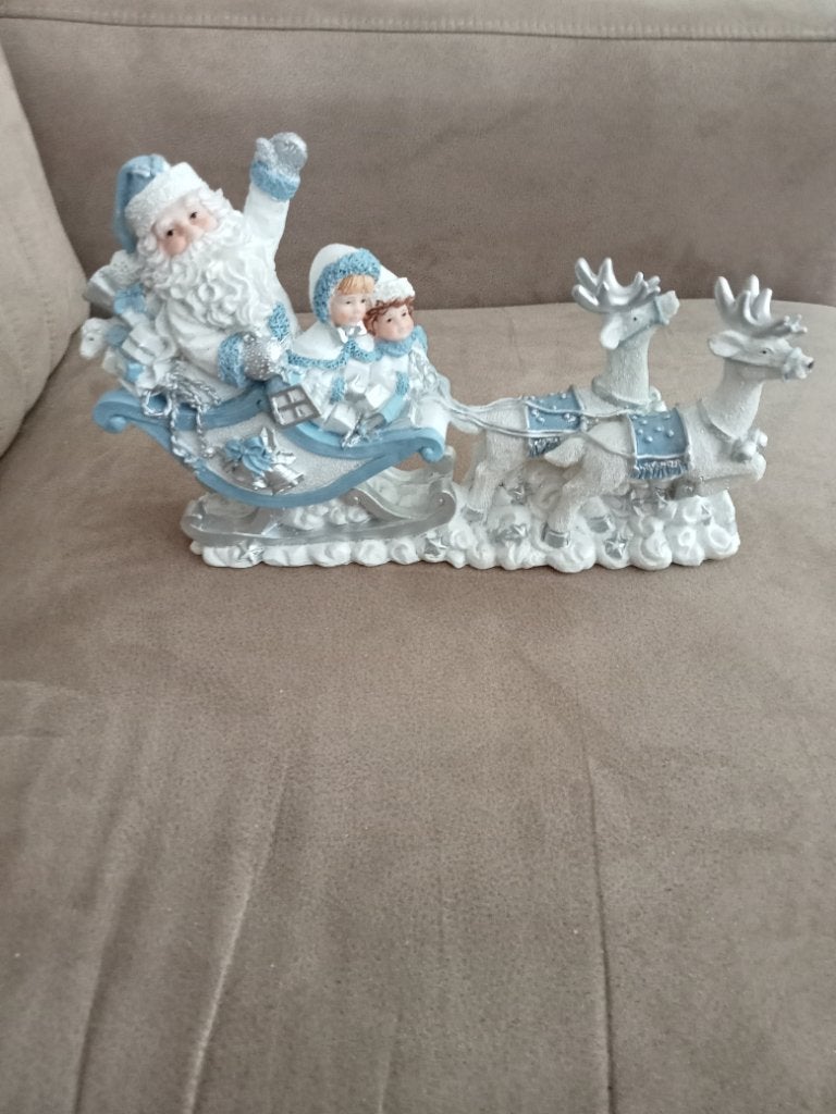 Stenen kerstman, Ophalen, Nieuw