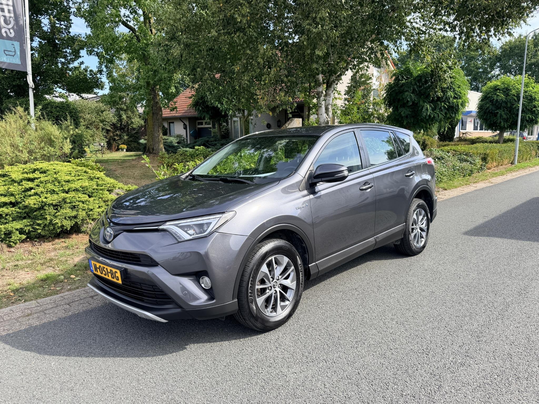 Toyota RAV4 2.5 Hybrid 197PK Dynamic•Navi•Keyless, Auto's, Toyota, Stof, Gebruikt, Euro 6, Bedrijf
