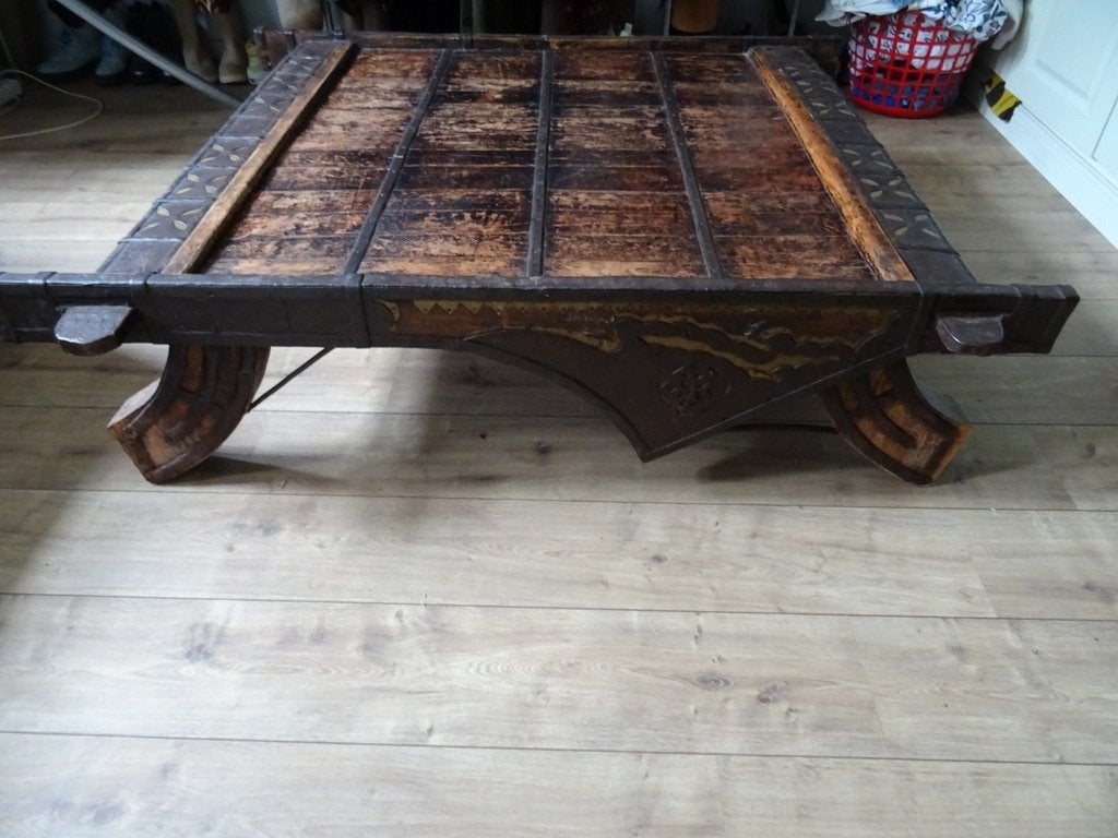 Vintage salontafel ossenkar India 133x127 Bezorging mogelijk, Huis en Inrichting, Tafels | Salontafels, Brutalisme, Gebruikt, Vierkant