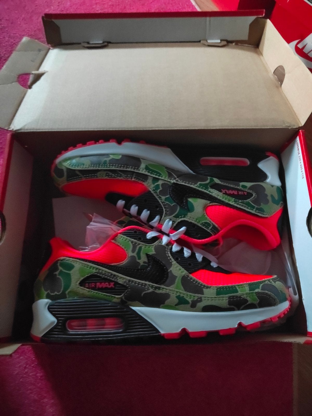 Nike Air Max 90 Duck reverse infrared size 10/44eu, Kleding | Heren, Schoenen, Overige kleuren, Ophalen of Verzenden, Nieuw, Nike Air Max 90