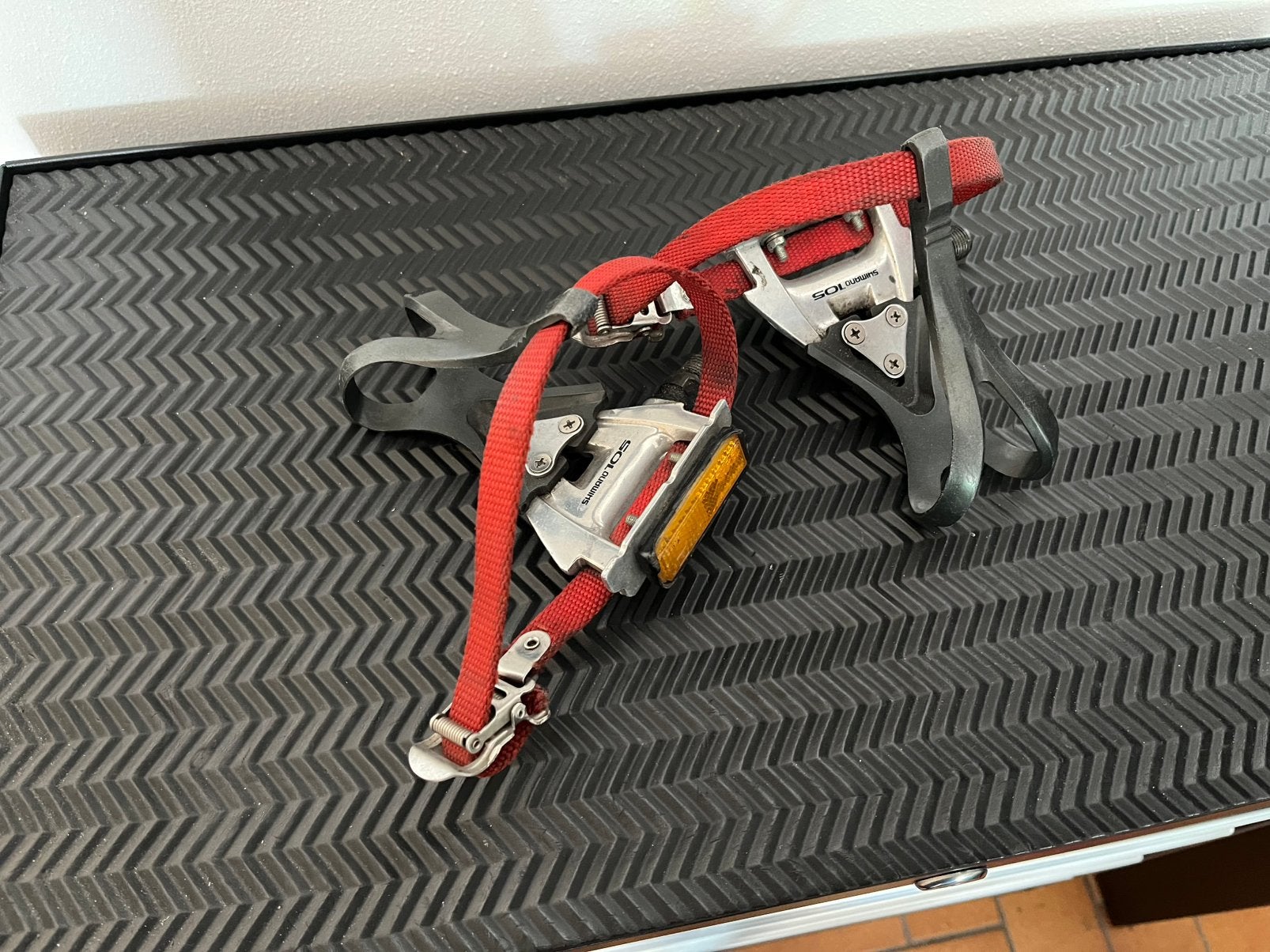 Shimano 105 pedalen toeclip compleet, Ophalen of Verzenden