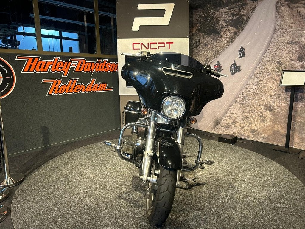 Harley-Davidson FLHX STREET GLIDE (bj 2018), Motoren, Bedrijf, Toermotor, Sales@harleydavidsonrotterdam.nl, Harley-Davidson Benelux B.V.