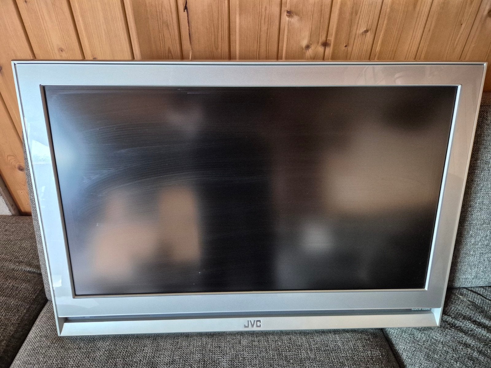 JVC LCD TV - 32 inch afstandsbediening, Gebruikt, 50 Hz, 80 tot 100 cm, Ophalen