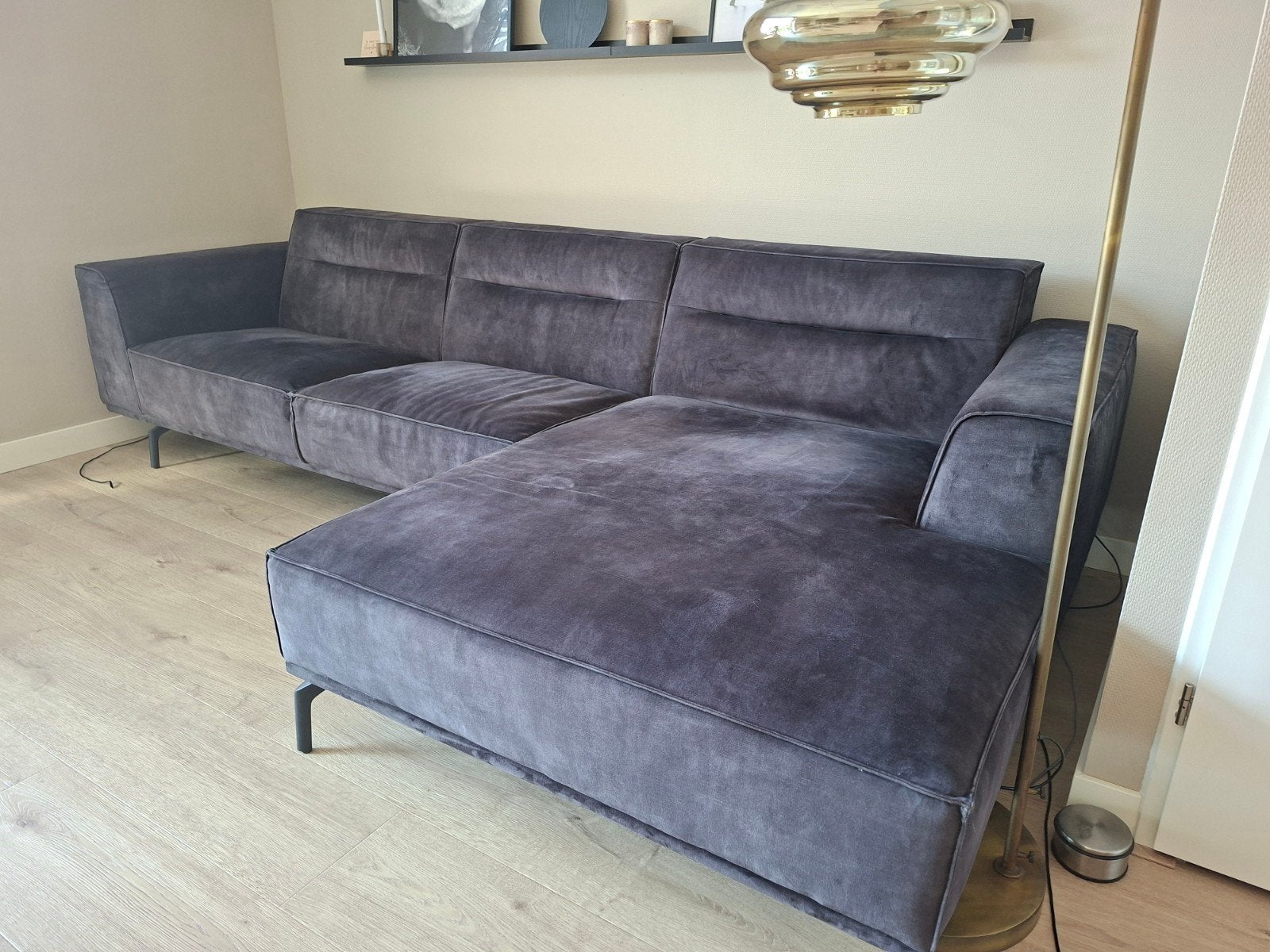 Luxe velvet bank met chaise longue 300x160cm, Huis en Inrichting, Banken | Bankstellen, 250 tot 300 cm, Hoekbank, Driepersoons