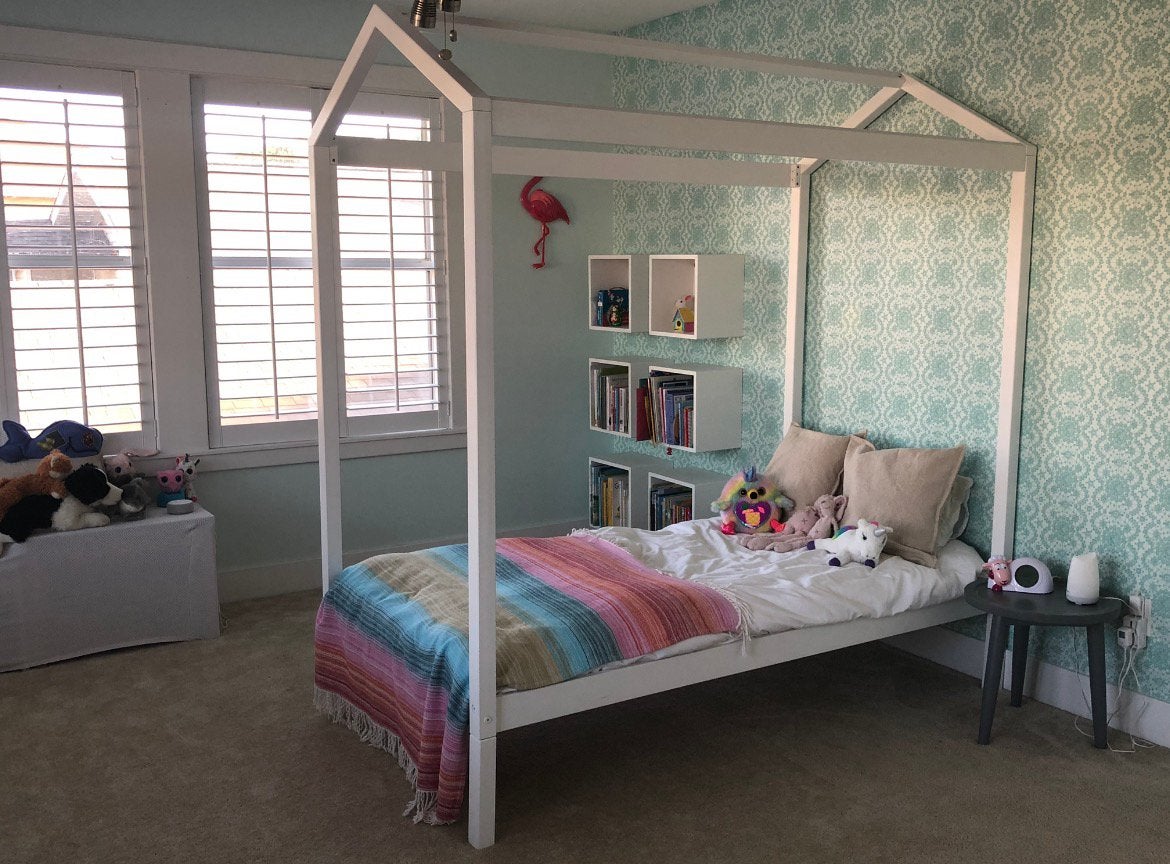 HUISJES BED voor matras 190 x 100 incl matras, Ophalen, 85 tot 100 cm, Zo goed als nieuw, Matras