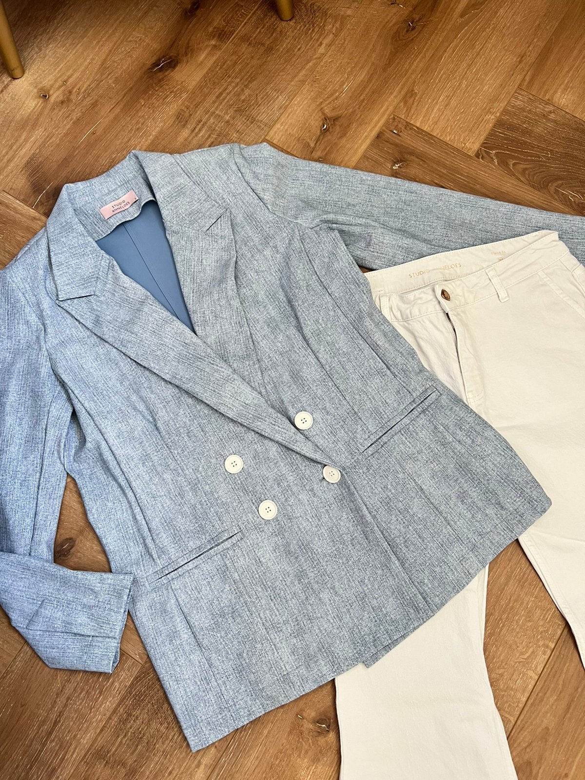 Studio anneloes denim blazer S & flair jeans broek M, Maat 38/40 (M), Blauw, Ophalen of Verzenden, Zo goed als nieuw