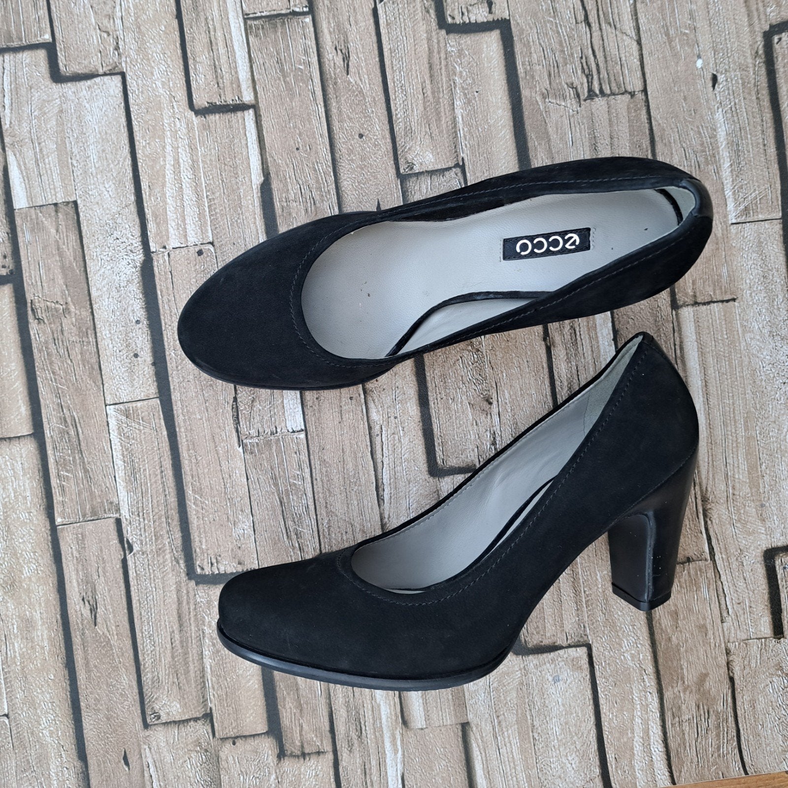 Ecco zwarte suède pumps, maat 39 - als nieuw, Ecco, Pumps, Verzenden, Zwart