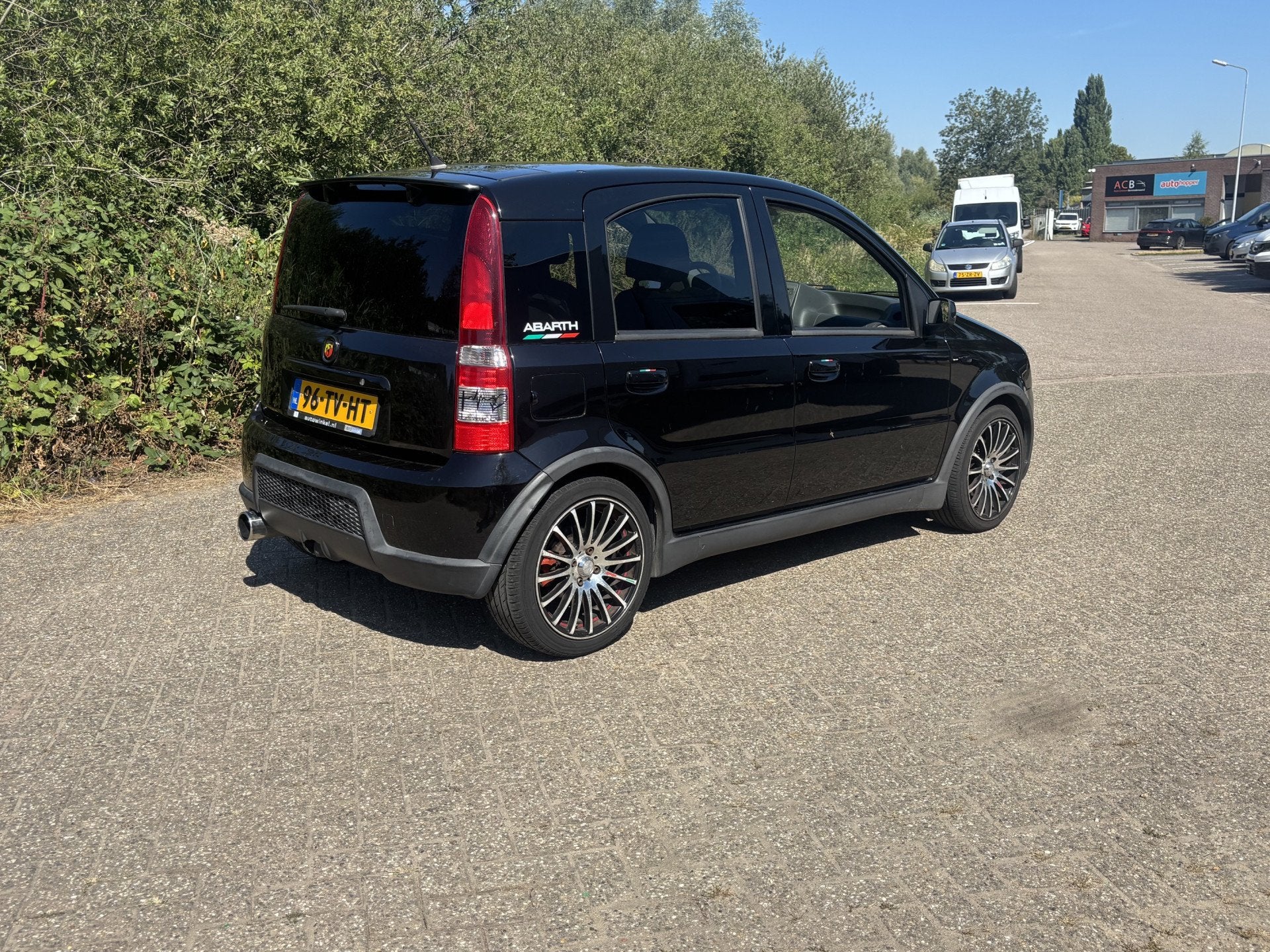 Fiat Panda 1.4 16V Sport Koppakking lek. (bj 2007), Voorwielaandrijving, Gebruikt, 31 €/maand, Zwart
