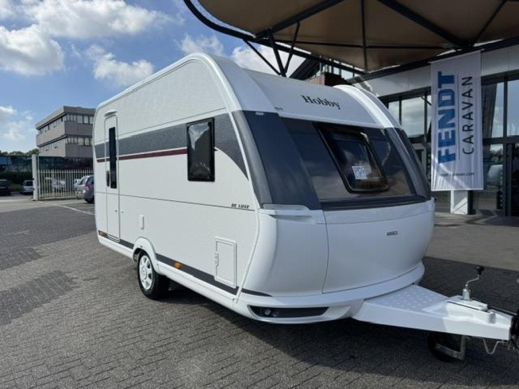 Hobby De Luxe 400 SFE 2027 NIEUW BINNEN!!!, Schokbreker, Bedrijf, Treinzit, 4 tot 5 meter