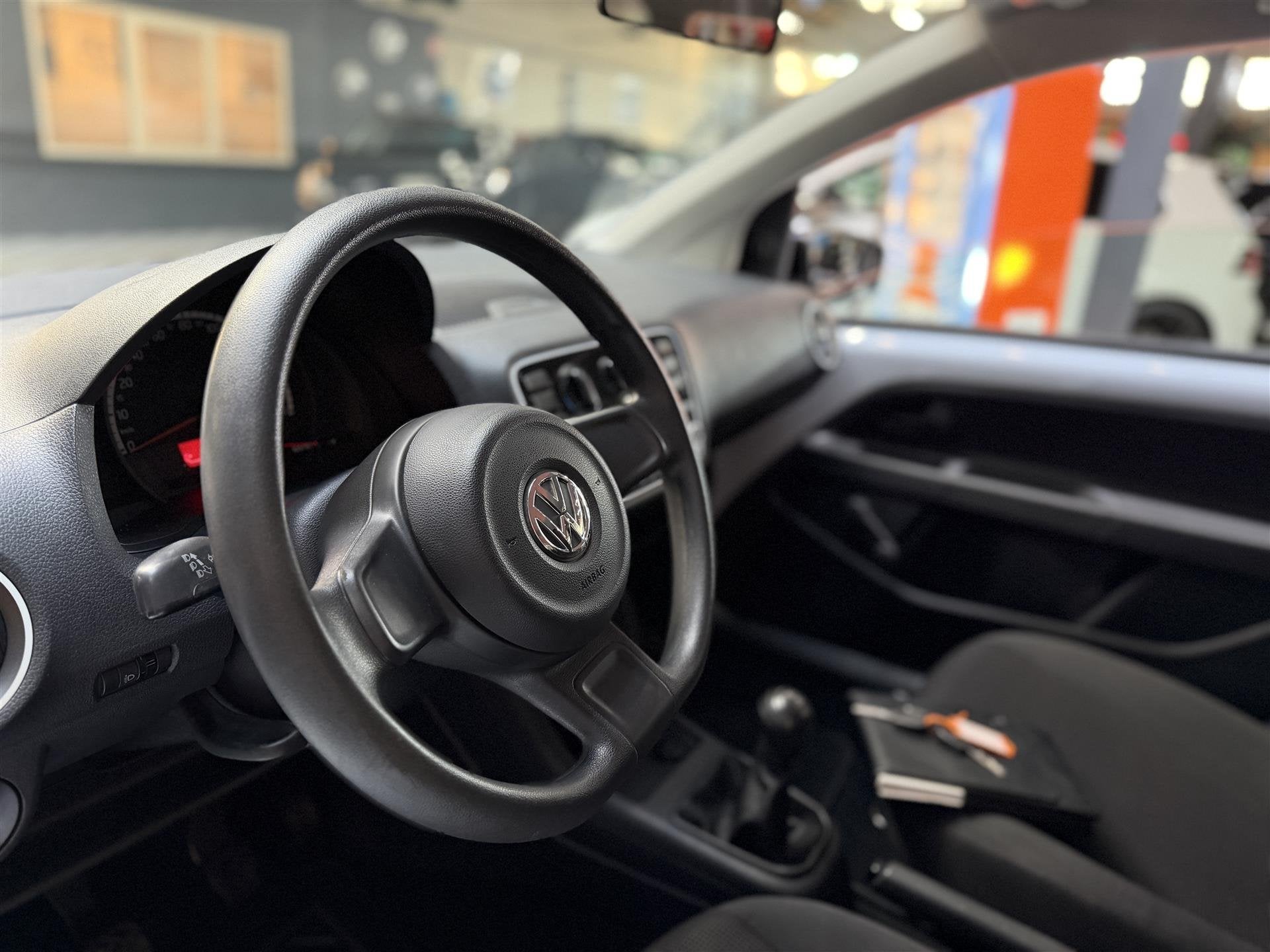 Volkswagen up! 1.0 Take up! Sport! Leuke Auto! (bj 2012), Auto's, Volkswagen, Up!, 1290 kg, 60 pk, Wit