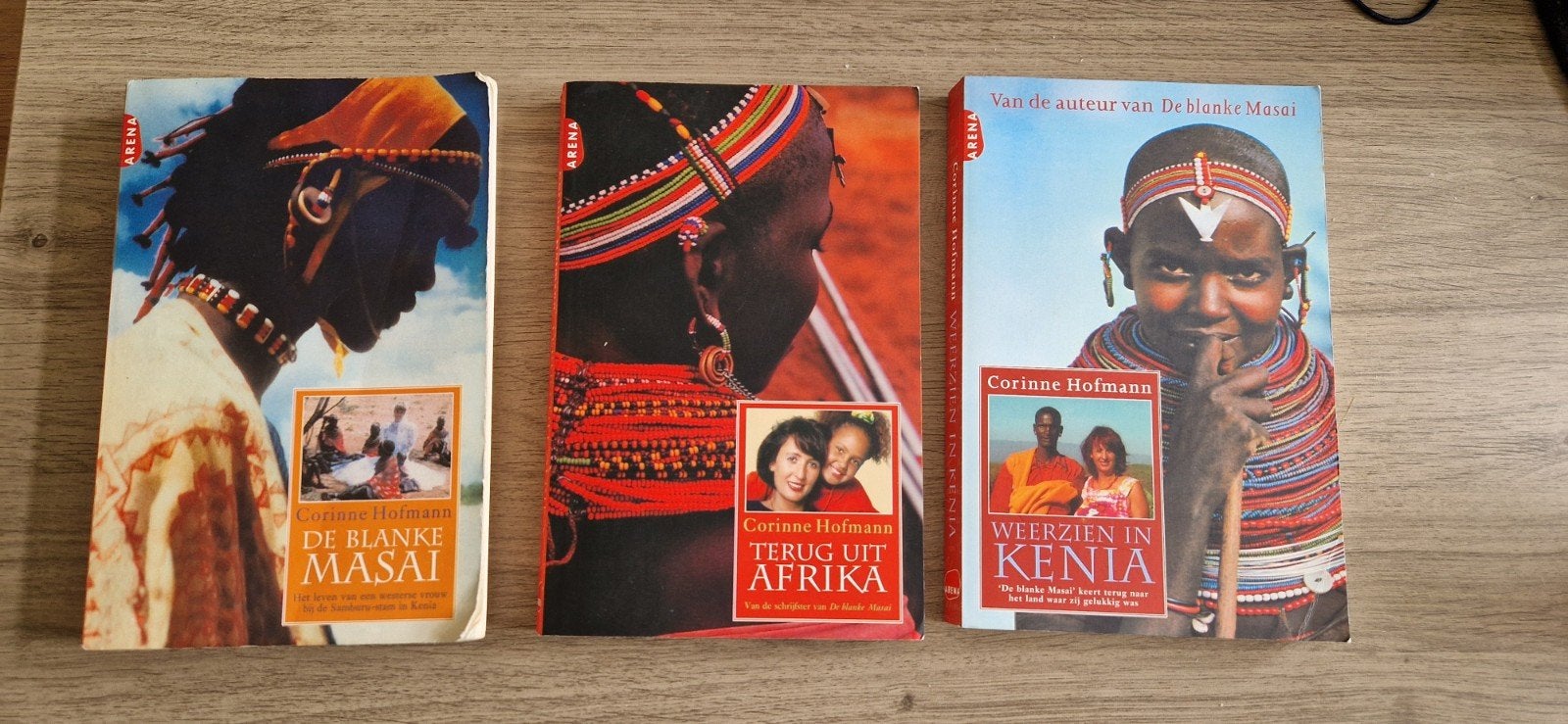 De Blanke Masai Serie - 3 Boeken van Corinne Hofmann, Boeken, Ophalen of Verzenden, Zo goed als nieuw, Corinne Hoffman
