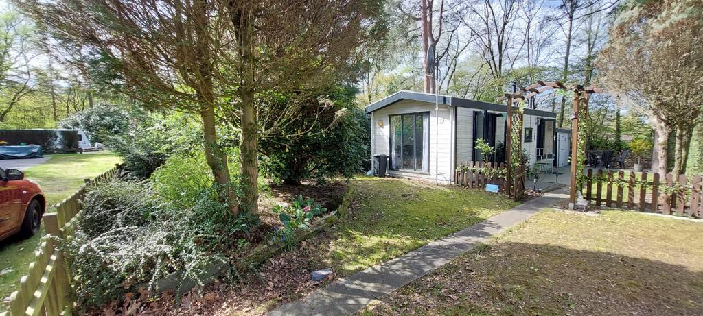 Chalet Gritter met standplaats in Uelsen, Caravans en Kamperen, Stacaravans, Tot en met 4