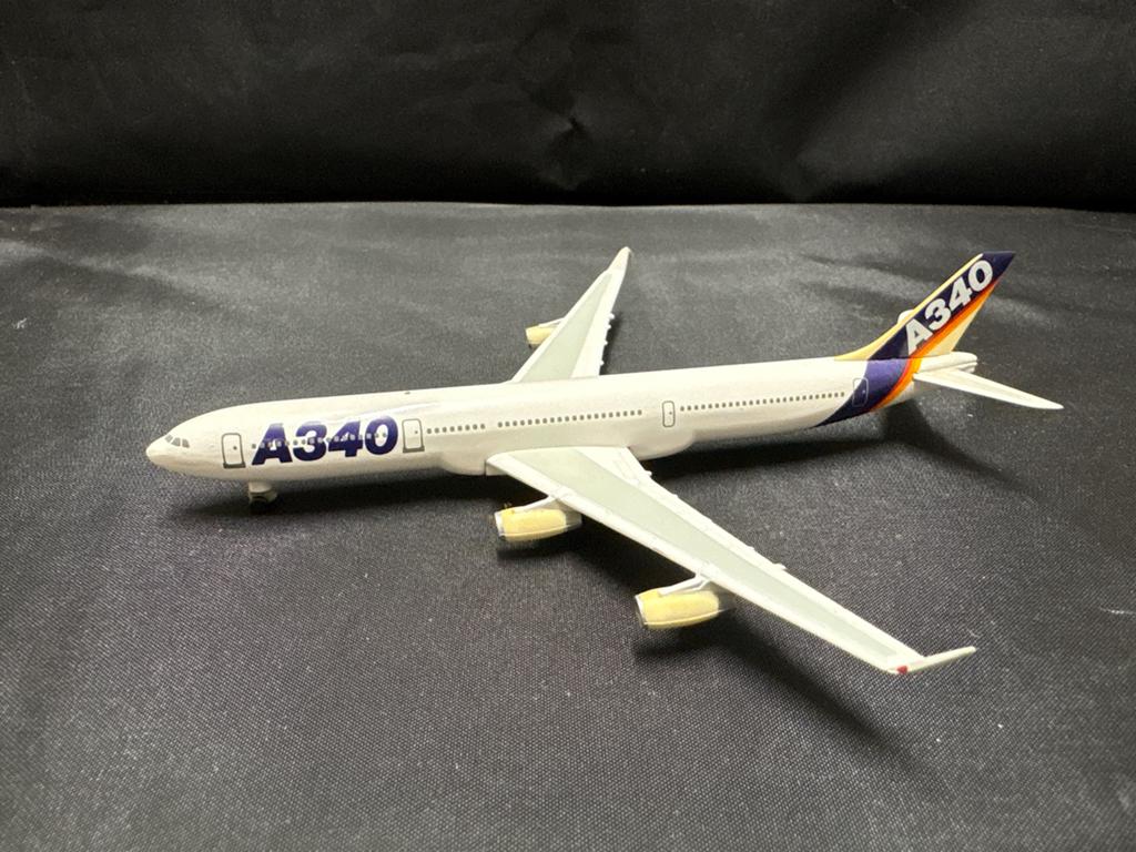 Airbus A340 Modelvliegtuig - 1:500 Herpa, Ophalen of Verzenden, Zo goed als nieuw, Schaalmodel