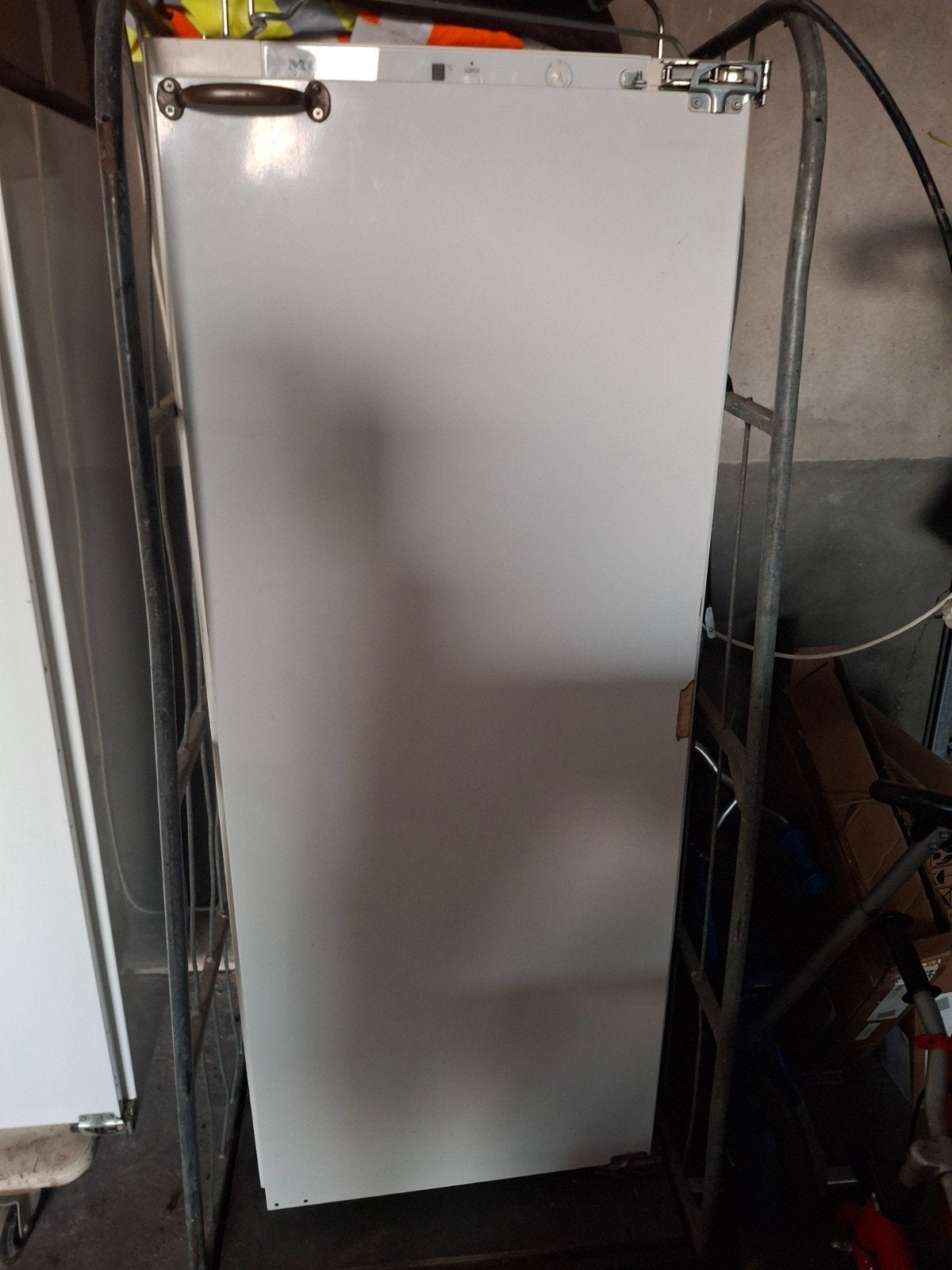 Grote Miele inbouwkoelkast - koelt goed, deurrubber defect, Ophalen of Verzenden