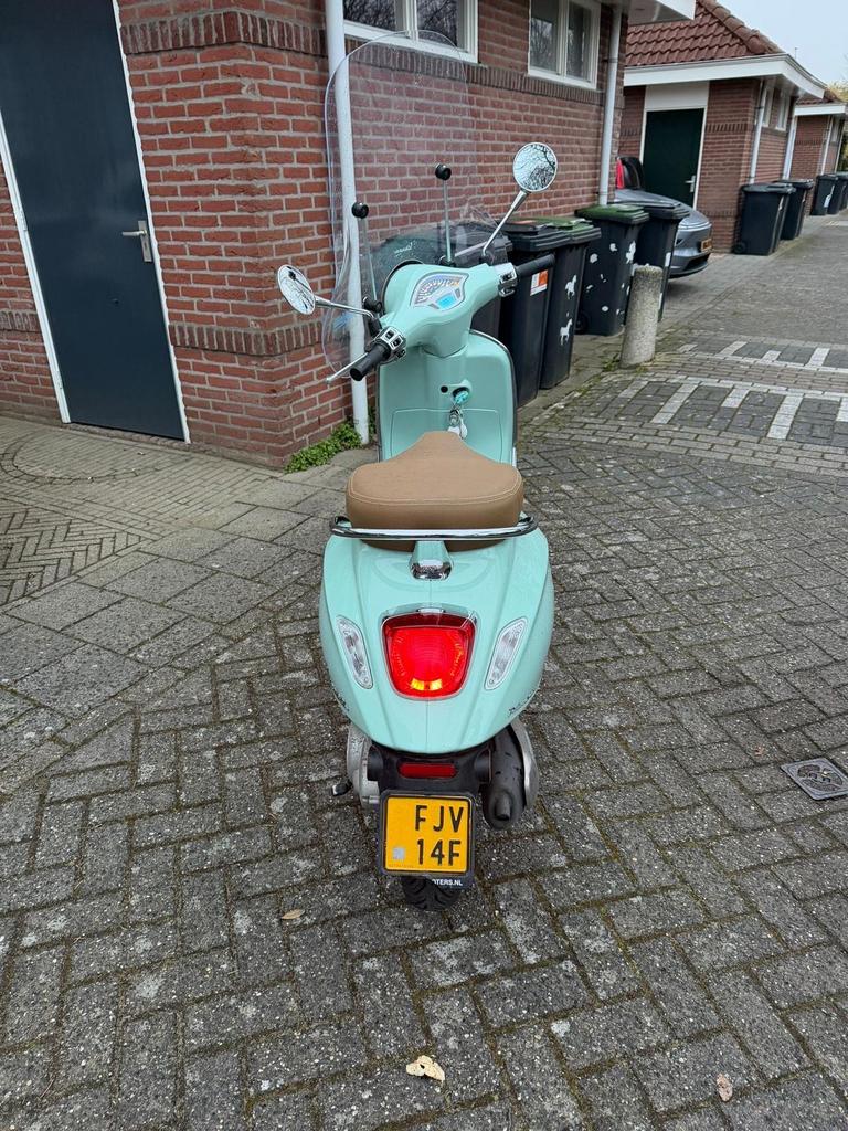 Vespa Primavera, Fietsen en Brommers, Scooters | Vespa, Zo goed als nieuw, Vespa LX, Maximaal 45 km/u, Benzine, Ophalen
