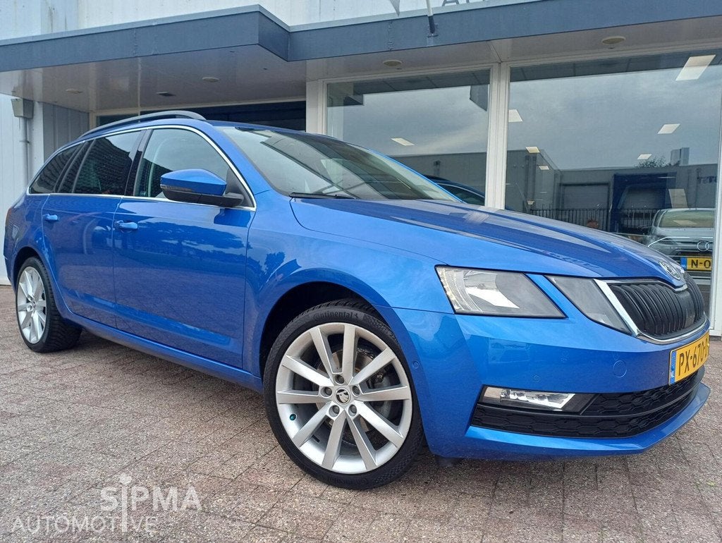 2017 Skoda Octavia Combi 1.0 TSI Style/Trekhaak/Carplay/LMV, Auto's, Gebruikt, Blauw, 49 €/maand, Origineel Nederlands