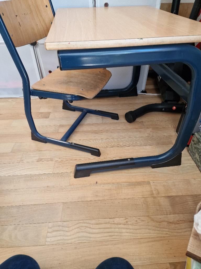 Kleuter tafeltje met stoeltje, Kinderen en Baby's, Kinderkamer | Tafels en Stoelen, Ophalen, Zo goed als nieuw, Tafel(s) en Stoel(en)