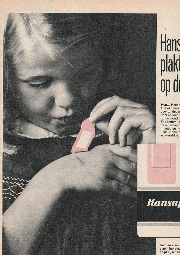 Retro reclame 1967 Hansaplast pleisters meisje met wondje, Verzamelen, Verzenden, Overige typen