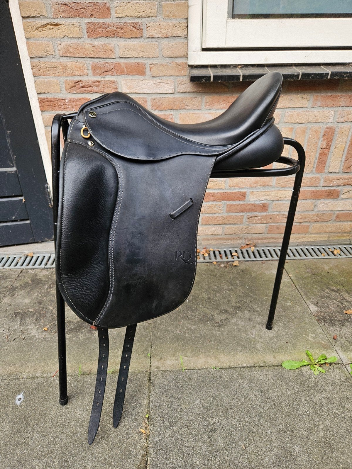 Ruiz Diaz Calvia, 17.5 inch en beugelriemen, Dieren en Toebehoren, Ophalen of Verzenden, Passier, Zwart, Zo goed als nieuw