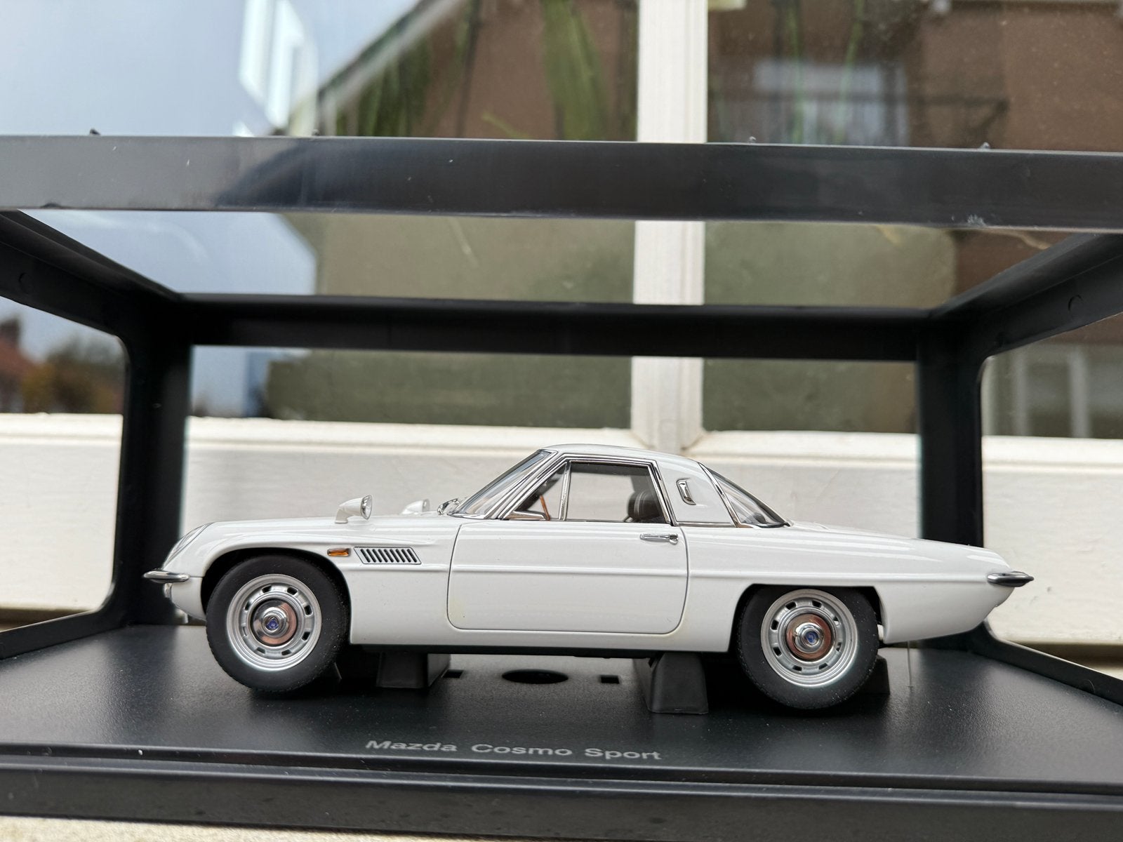 1:18 Mazda Cosmo Sport wit 1966 Autoart 75931, Auto, Autoart, Nieuw, Ophalen of Verzenden