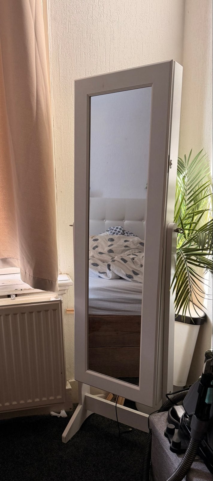 Witte spiegel met sieraden opbergruimte, Ophalen, Minder dan 50 cm, Zo goed als nieuw, 150 tot 200 cm