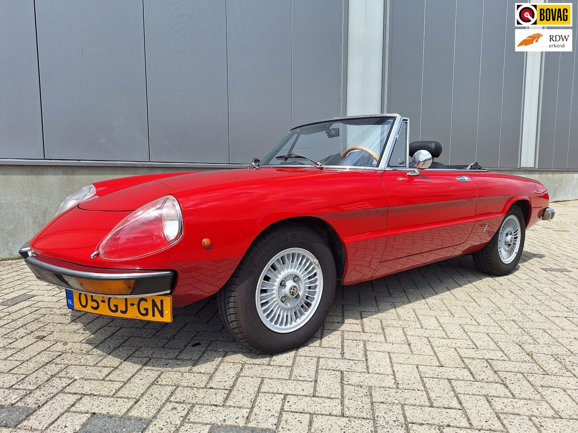Alfa Romeo Spider 2.0 Veloce, Auto's, Oldtimers, 127 pk, Achterwielaandrijving, Open dak, Zwart