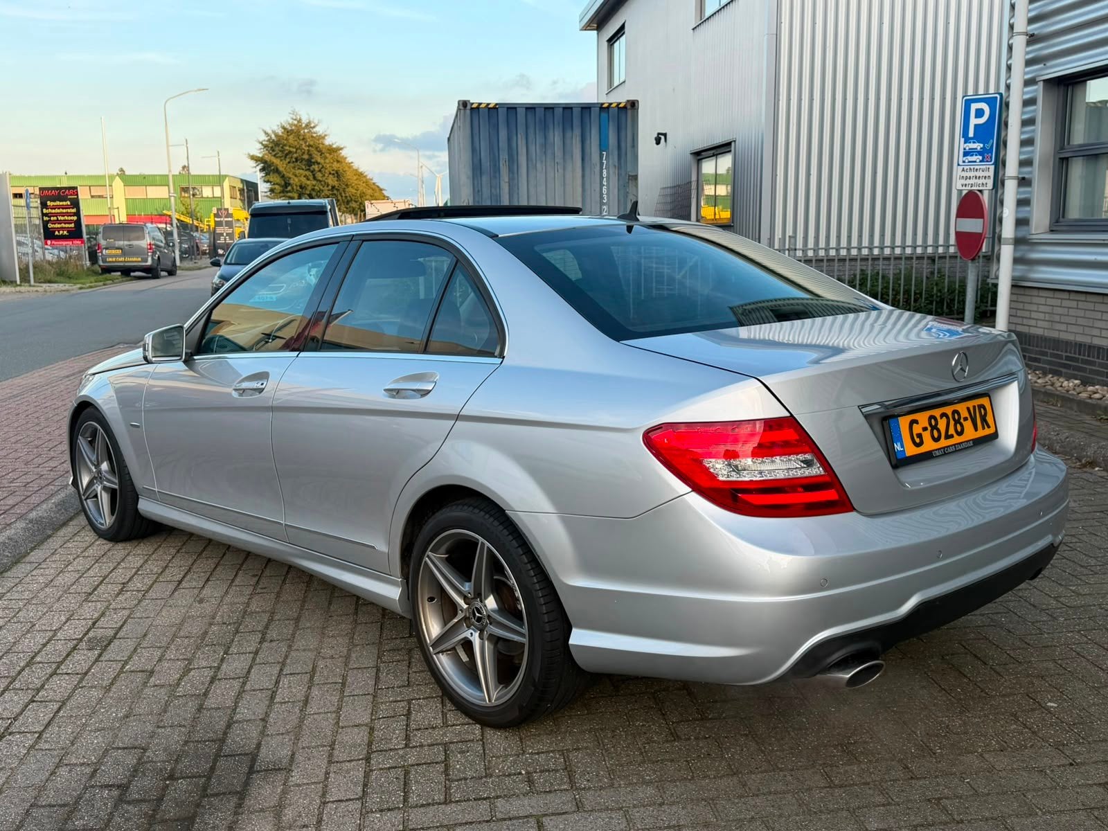 Foto 8 van Mercedes-Benz C-klasse 180 Avantgarde AMG - Automaat - Schui