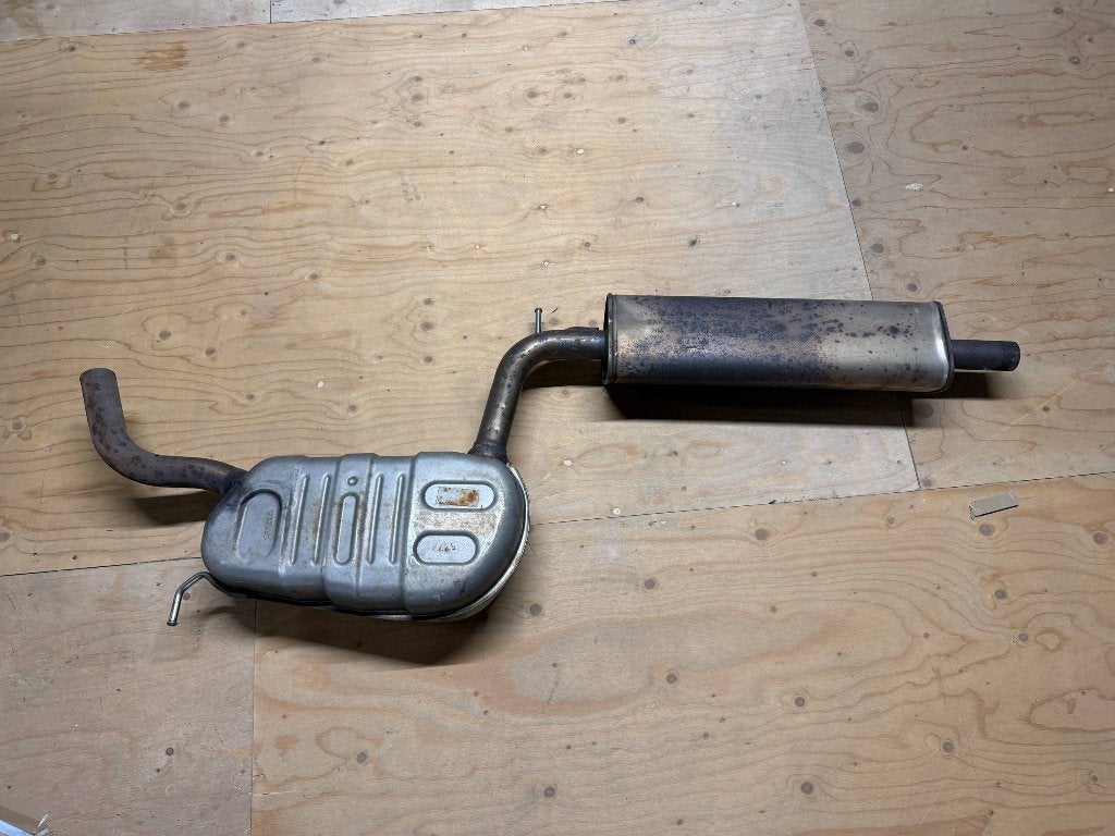 Originele Audi VW uitlaatsysteem Middenstuk middendemper !, Ophalen, Audi
