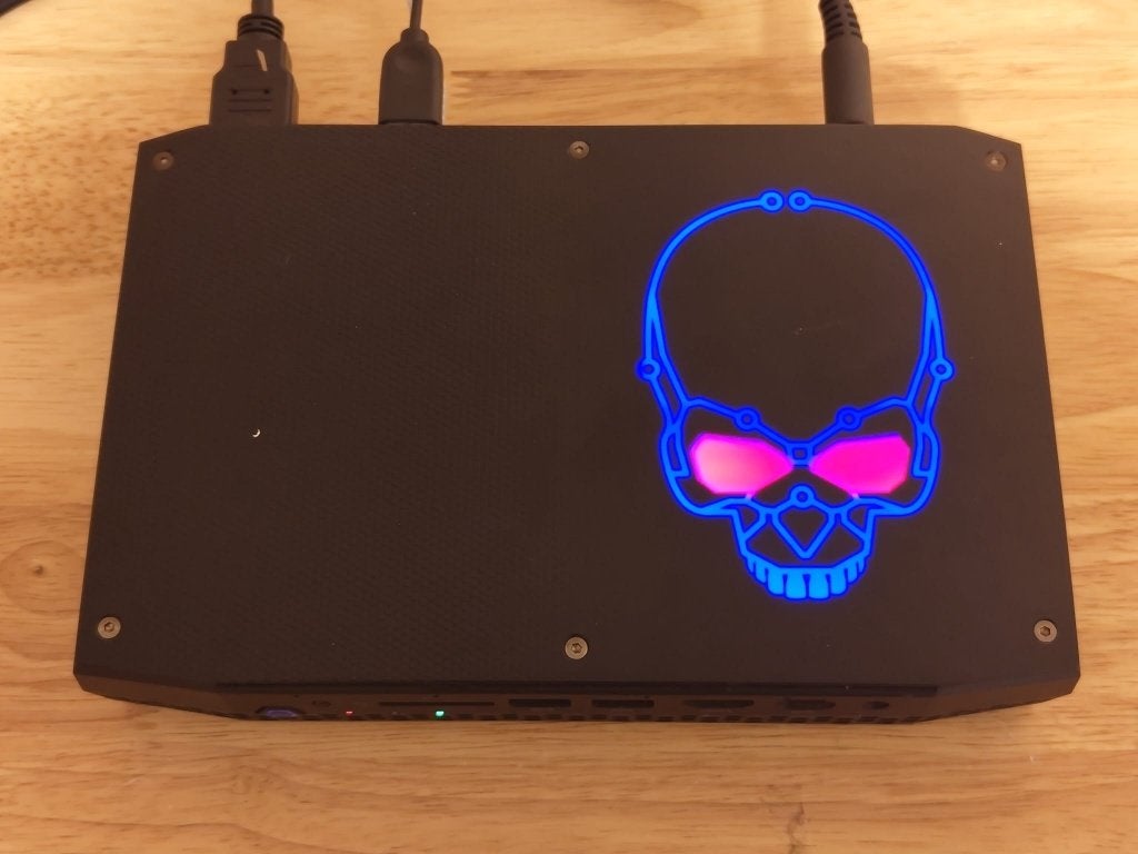 Intel NUC8i7HNK Mini PC – i7-8705G - 16GB - 256GB - 4GB GPU, Computers en Software, Info@intel.com, Intel NUC, Ophalen of Verzenden