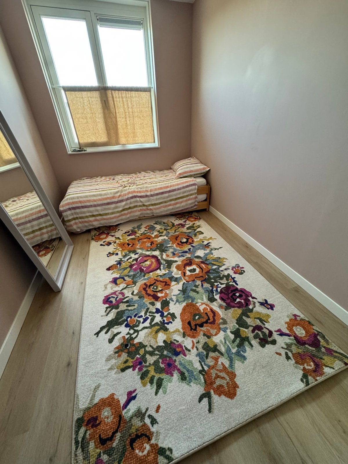 Foto 4 van Nieuw Karwei vloerkleed met bloemen 160x230cm