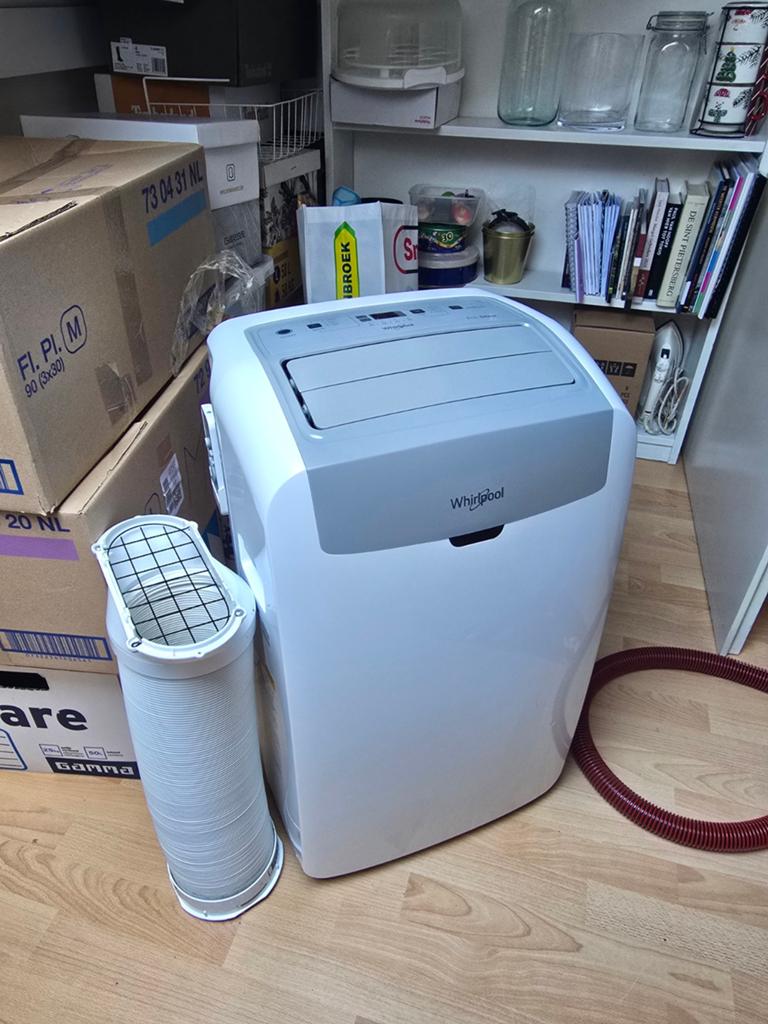 Whirlpool Mobiele Airco PACW212CO - Energieklasse A 12000BTU, Ophalen, Minder dan 60 m³, Timer, 3 snelheden of meer