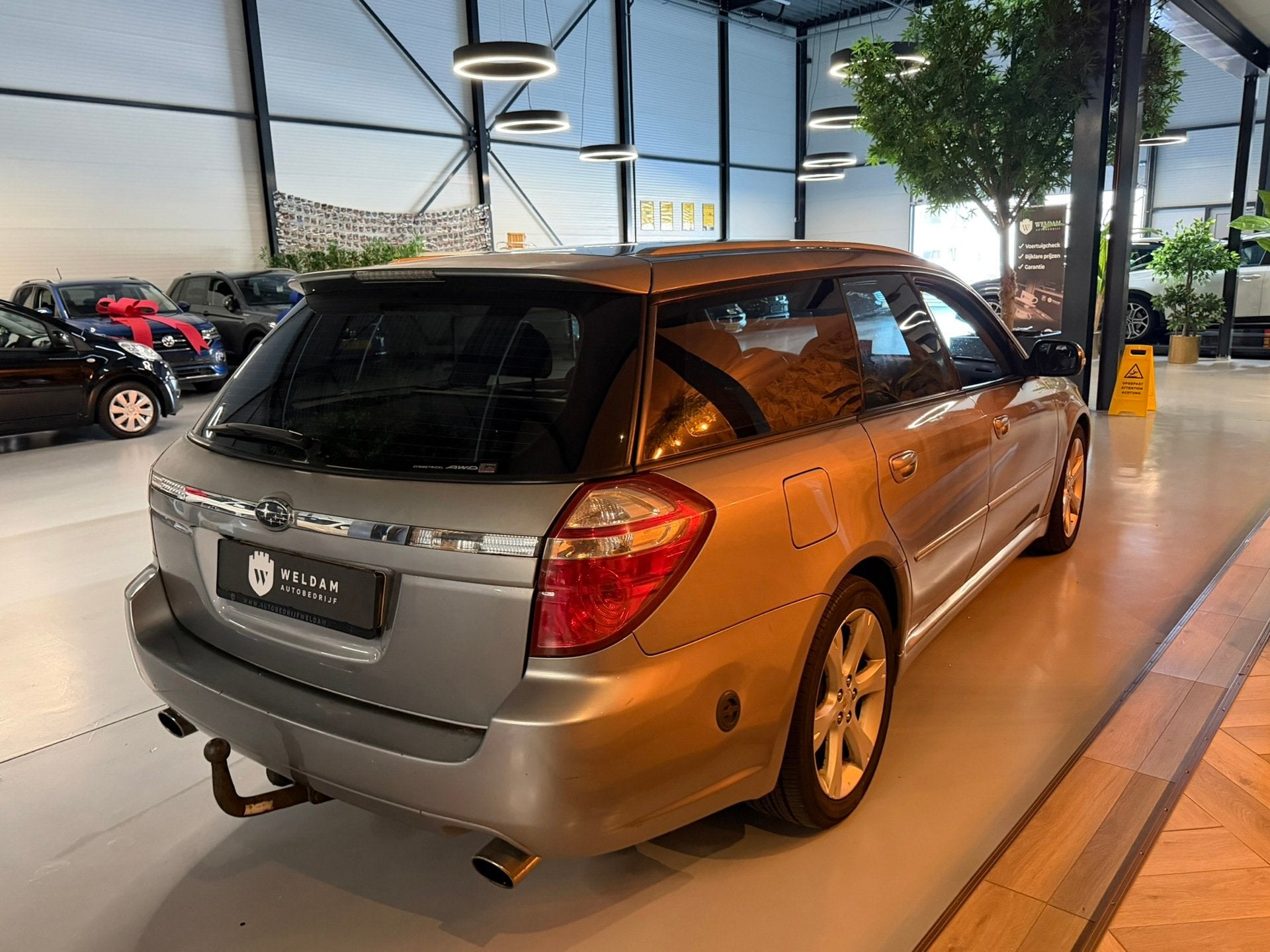 Subaru Legacy Touring Wagon 2.5i Comfort Navi LPG Camera|NL, Auto's, Subaru, Zwart, 4 cilinders, Legacy, Handgeschakeld