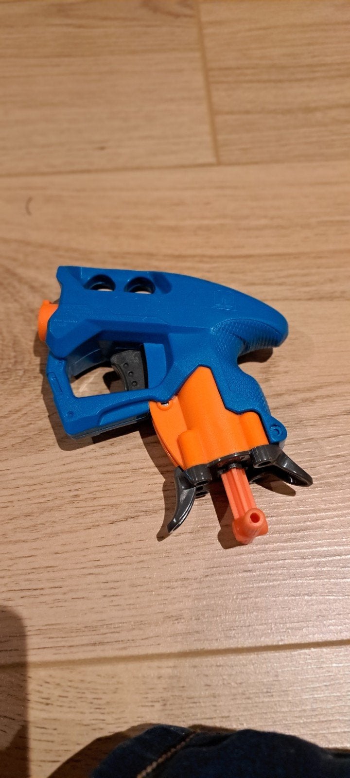 Te koop hand Nerf pistoletje, Ophalen of Verzenden, Zo goed als nieuw, Jongen of Meisje