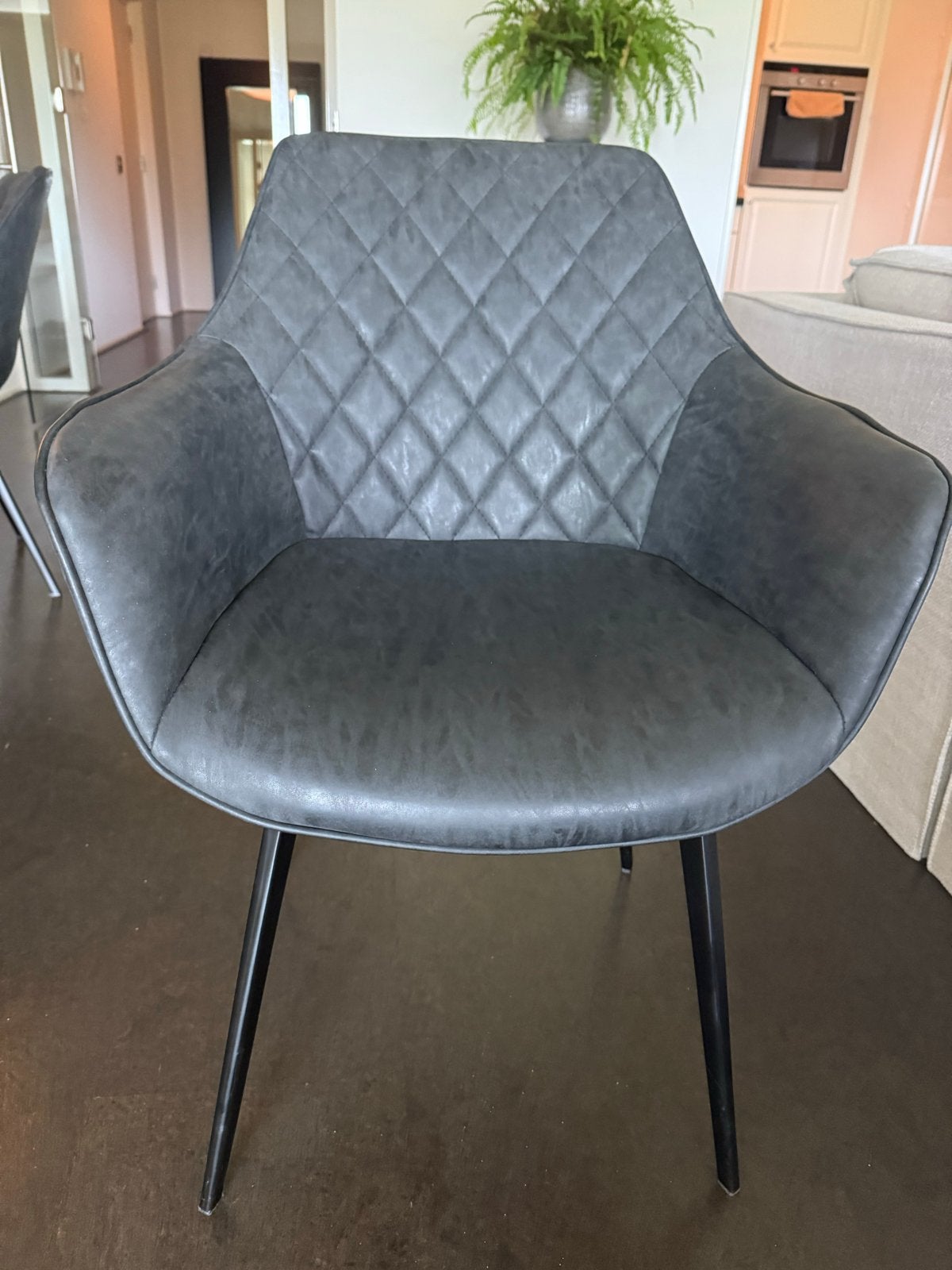 Eetkamerstoelen Kave Home Amira antraciet, Huis en Inrichting, Ophalen, Gebruikt, Twee, Metaal