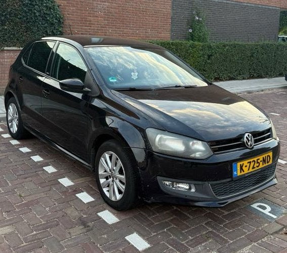 Volkswagen Polo 1.2 51KW 2011 Zwart, Voorwielaandrijving, 40 €/maand, Zwart, 1198 cc